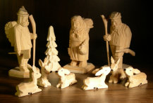 Geschnitzte Figuren